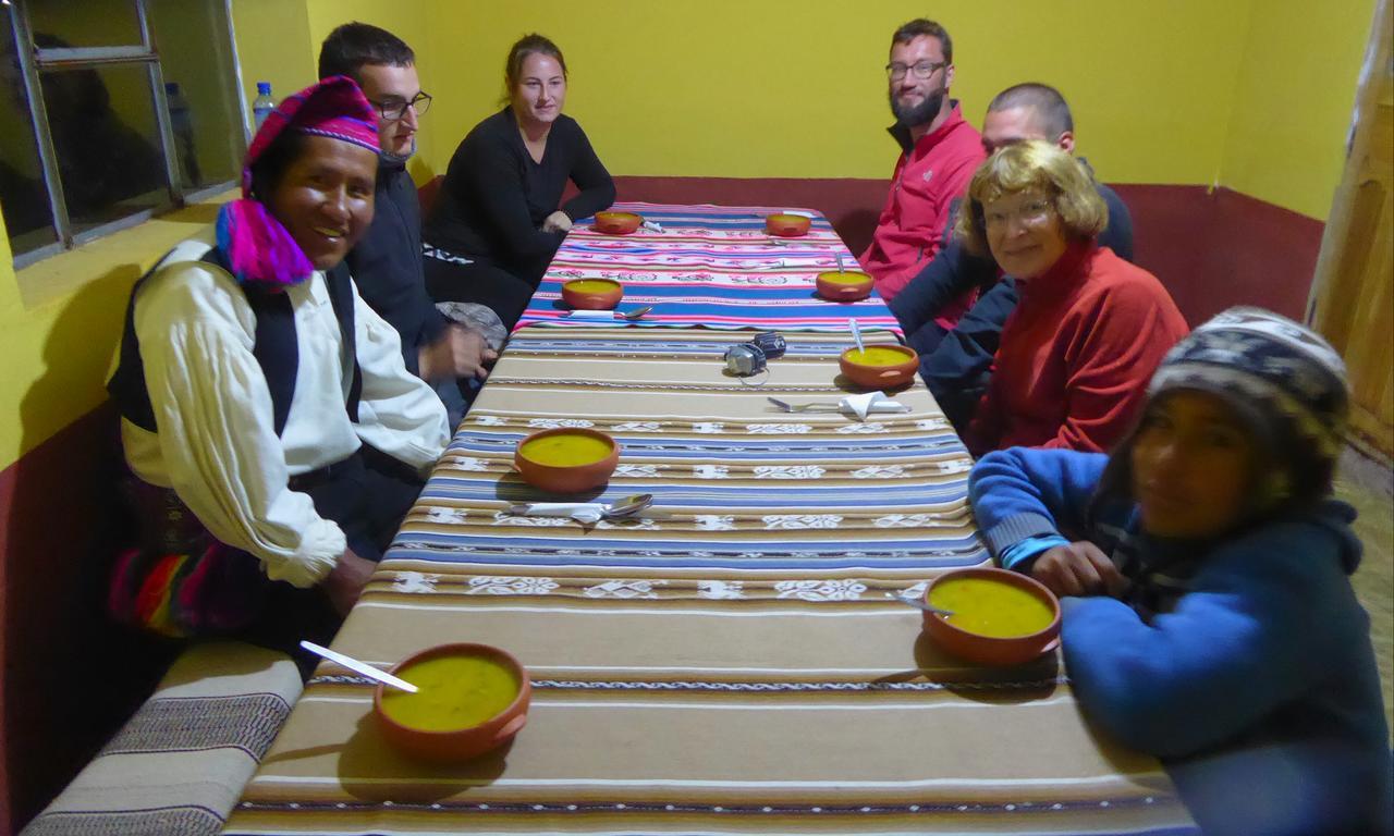 Taquile Familia Celso 호텔 Huillanopampa 외부 사진